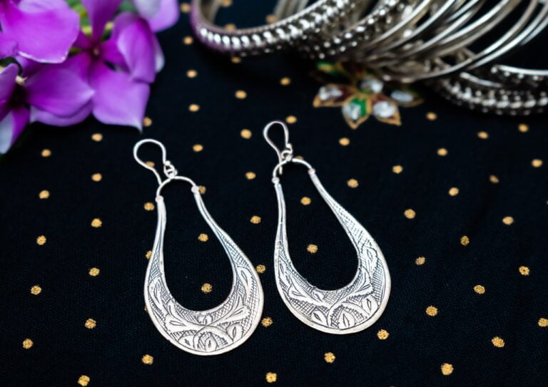7-Unique-Ways-to-Style Sterling-Silver-Jewelry